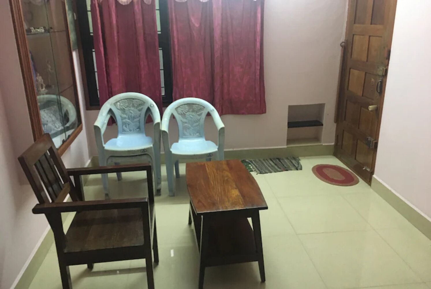 Omkara Homestay - Tap to explore photos