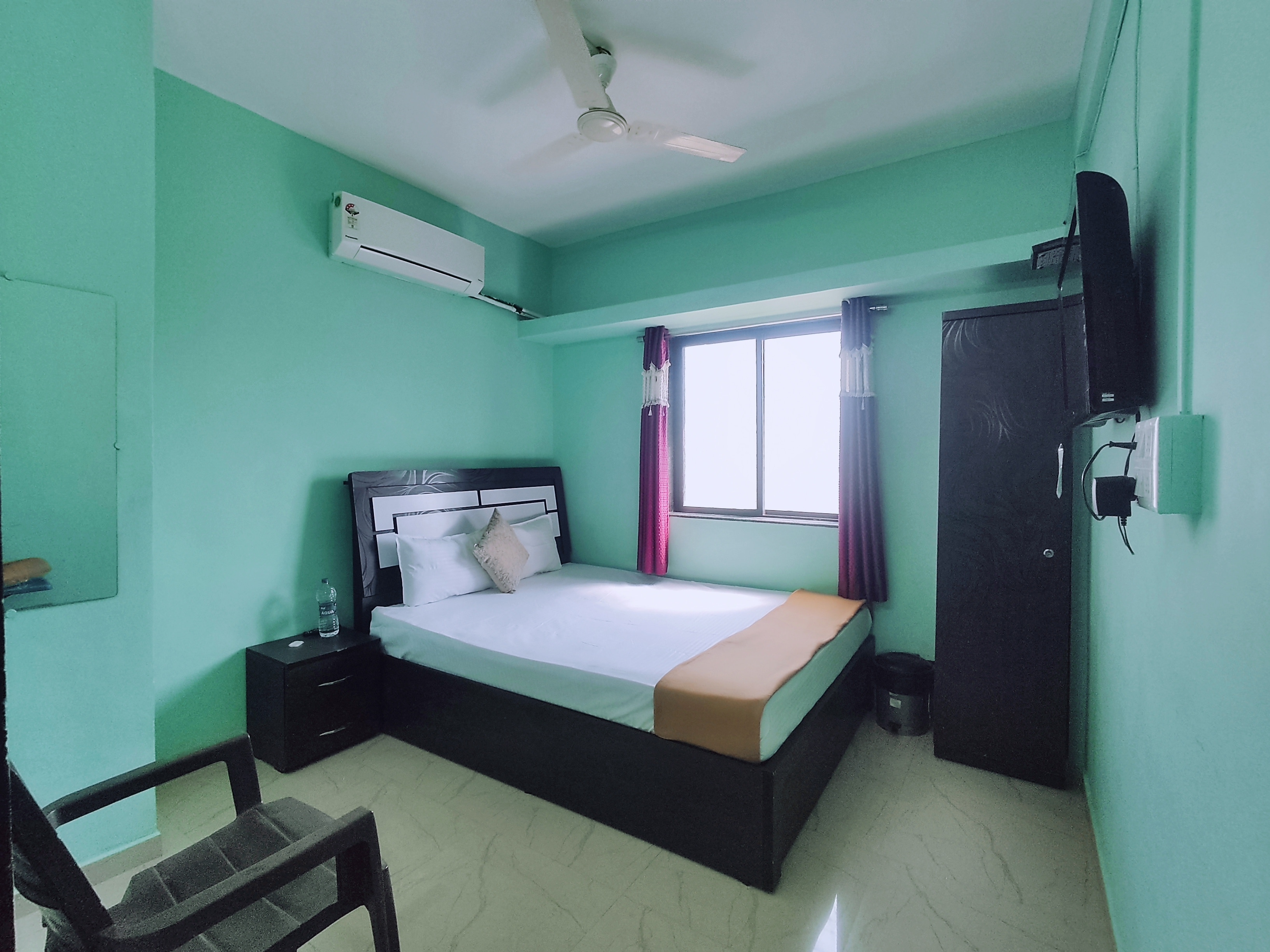 Deluxe Non AC Room 1