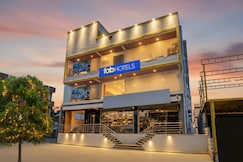 FabHotel AR Daffodil Inn - Mylasandra, Kengeri, Bangalore