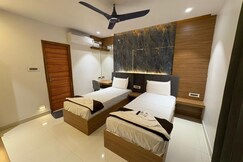 SHREE RESIDENCY, Thiruthani