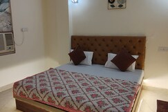 RK INN, Varanasi