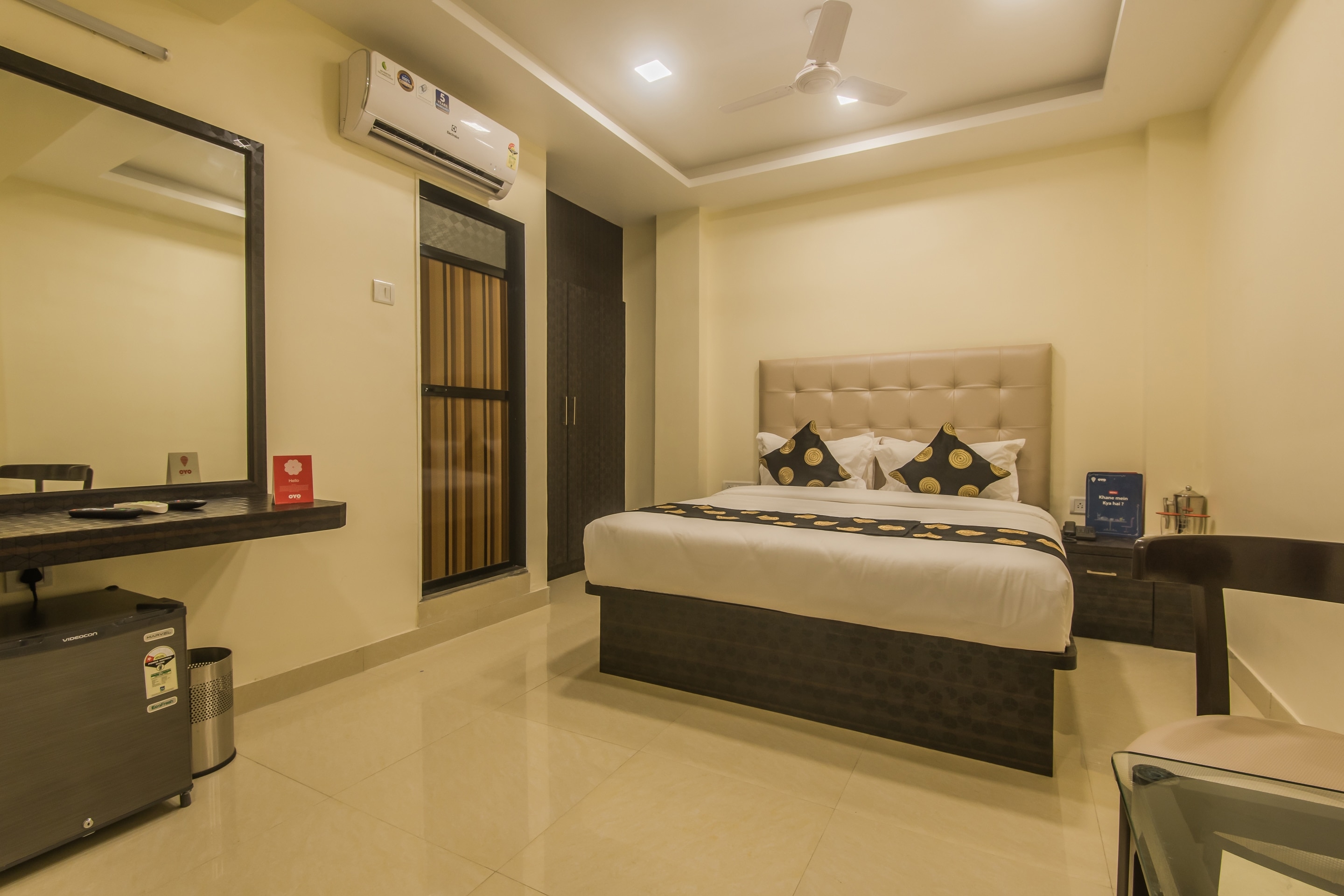 Super Hotel O Palace Inn Near Don Bosco (Borivali) Metro Station - Tap to explore photos