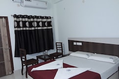 Hotel Subam Palace, Karaikudi