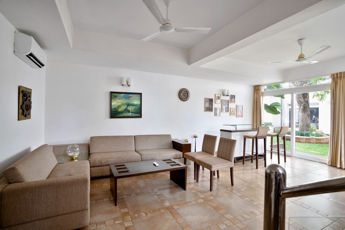 Aspire JiaVilla12 Luxury 4Bhk WiFi Pool Beach700m - Tap to explore photos