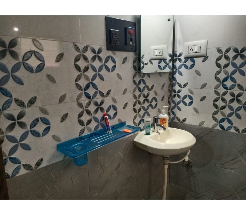 Chandana Homestay Studio Room - Tap to explore photos