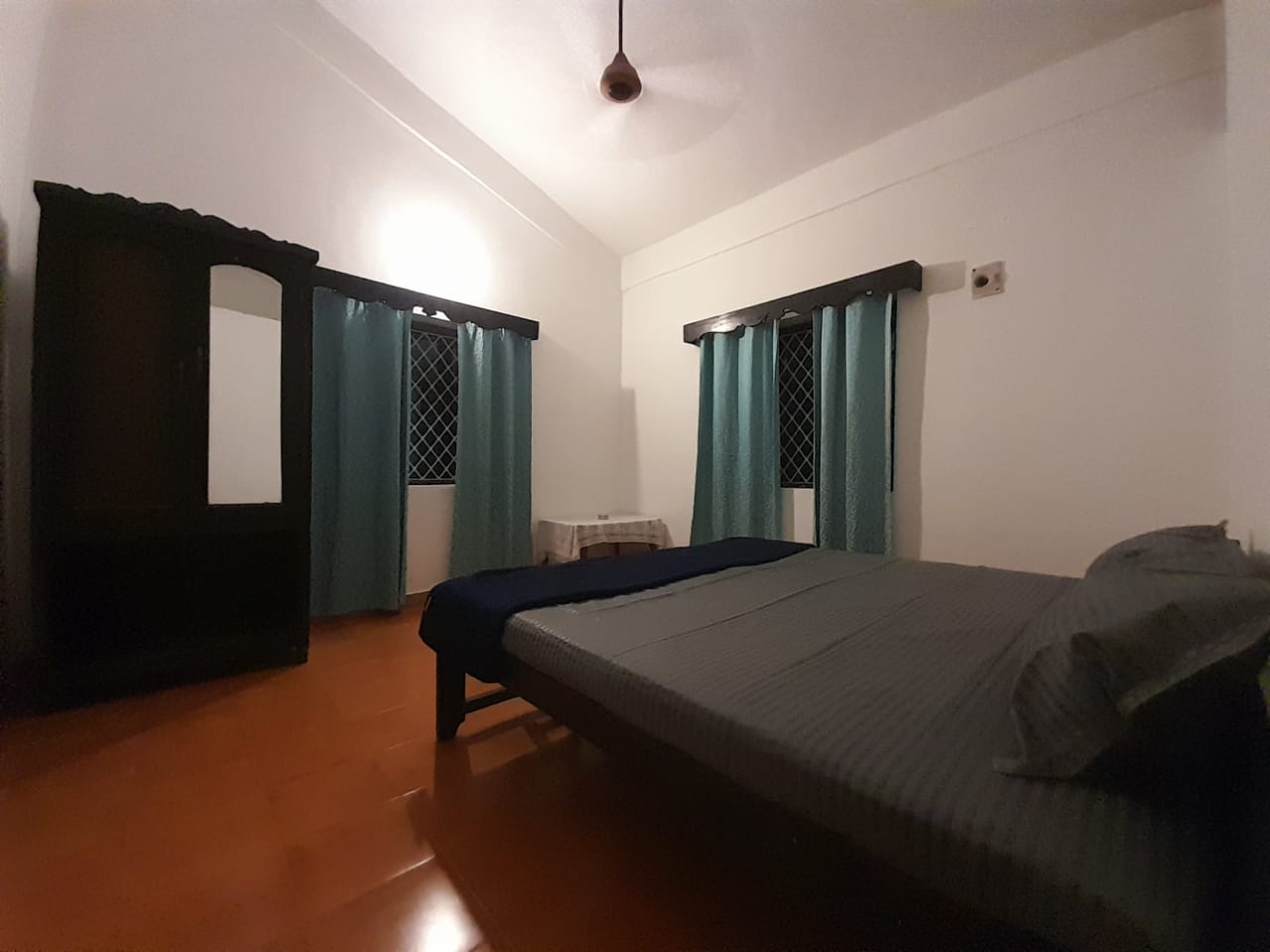 Quad homestay 2BHK villa - Tap to explore photos