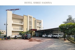 Hotel Shree Sadhna - Vrindavan Chhatikara Road, Vrindavan