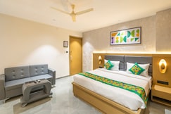 Treebo Sairadha, Pune