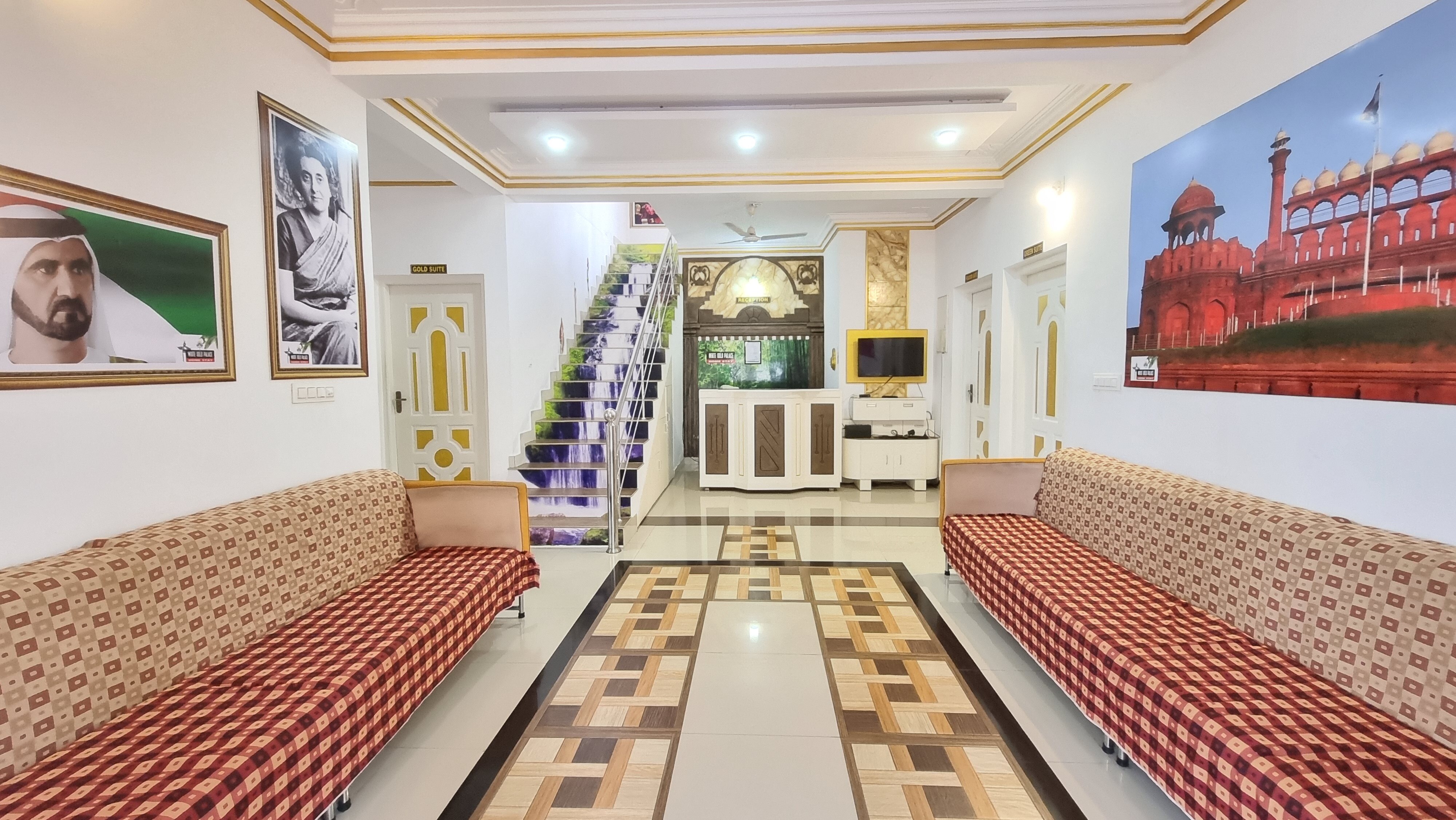White Gold Palace Homestay - Tap to explore photos