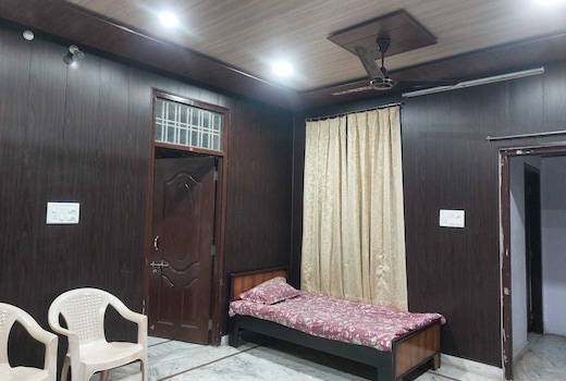 Hotel O The Gunjan Villa Palace
