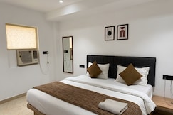 Hotel Star City Delhi Airport, Hapur