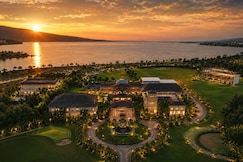 Fairway Golf and Lake Resort, Simga