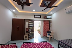 Deluxe AC Room, Ujjain