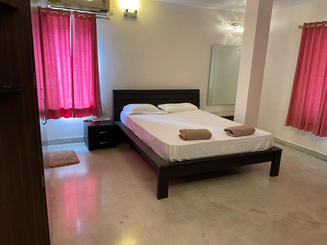 Zocial Stays, Roshan Villa - Tap to explore photos