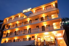 Hotel Happy Home- The Lake Paradise @Mall Road, Nainital
