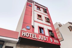 hotel just 9inn, Lucknow