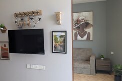 Studio Apt - 2TVs, WiFi & Free Parking, Manesar