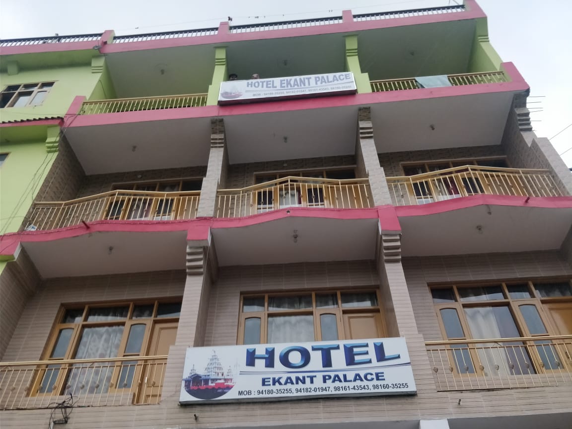 Hotel Ekant Palace - Tap to explore photos