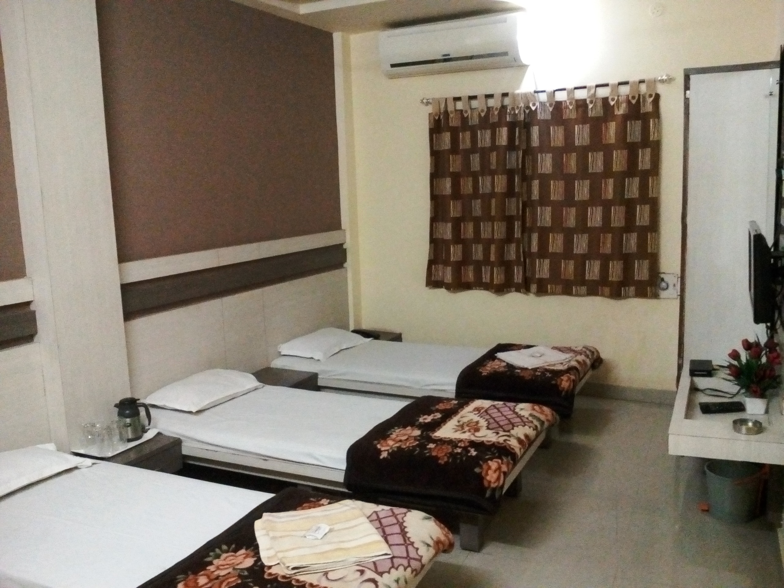 Hotel Sai Darpan 3