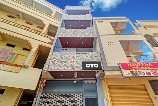 Hotel O RBS Square Langer Houz