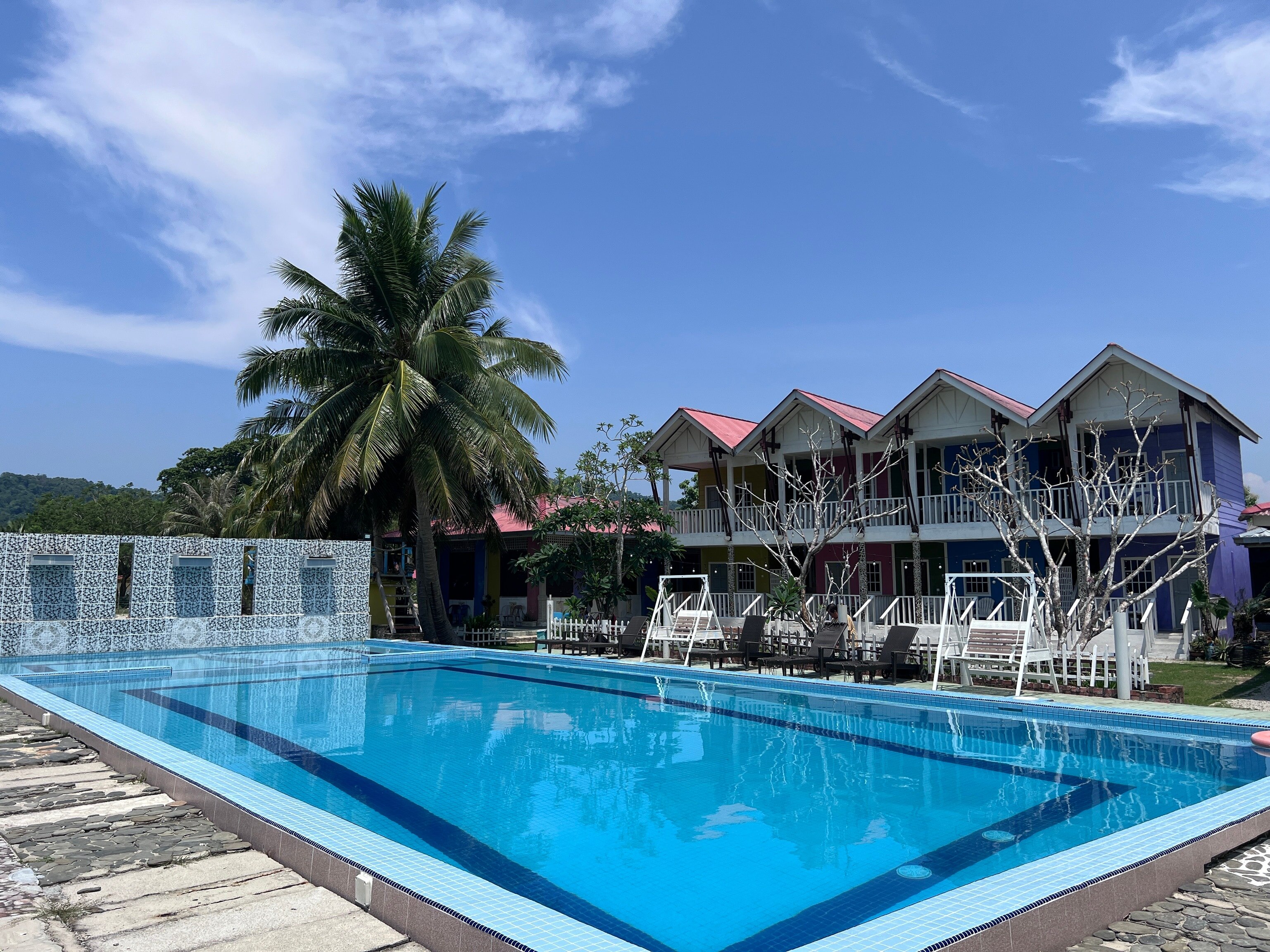 Capital O 91017 Tuba Beach Resort @ Pulau Tuba - Tap to explore photos