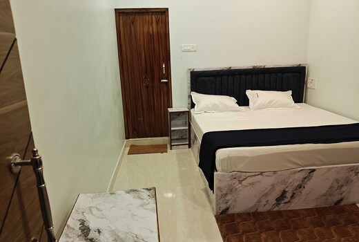Hotel O Temple View Residency. Thiruvallur