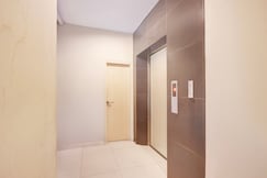 Collection O Hotel Antara, Jakarta