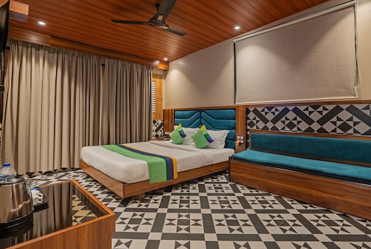 Treebo Prince Andheri East