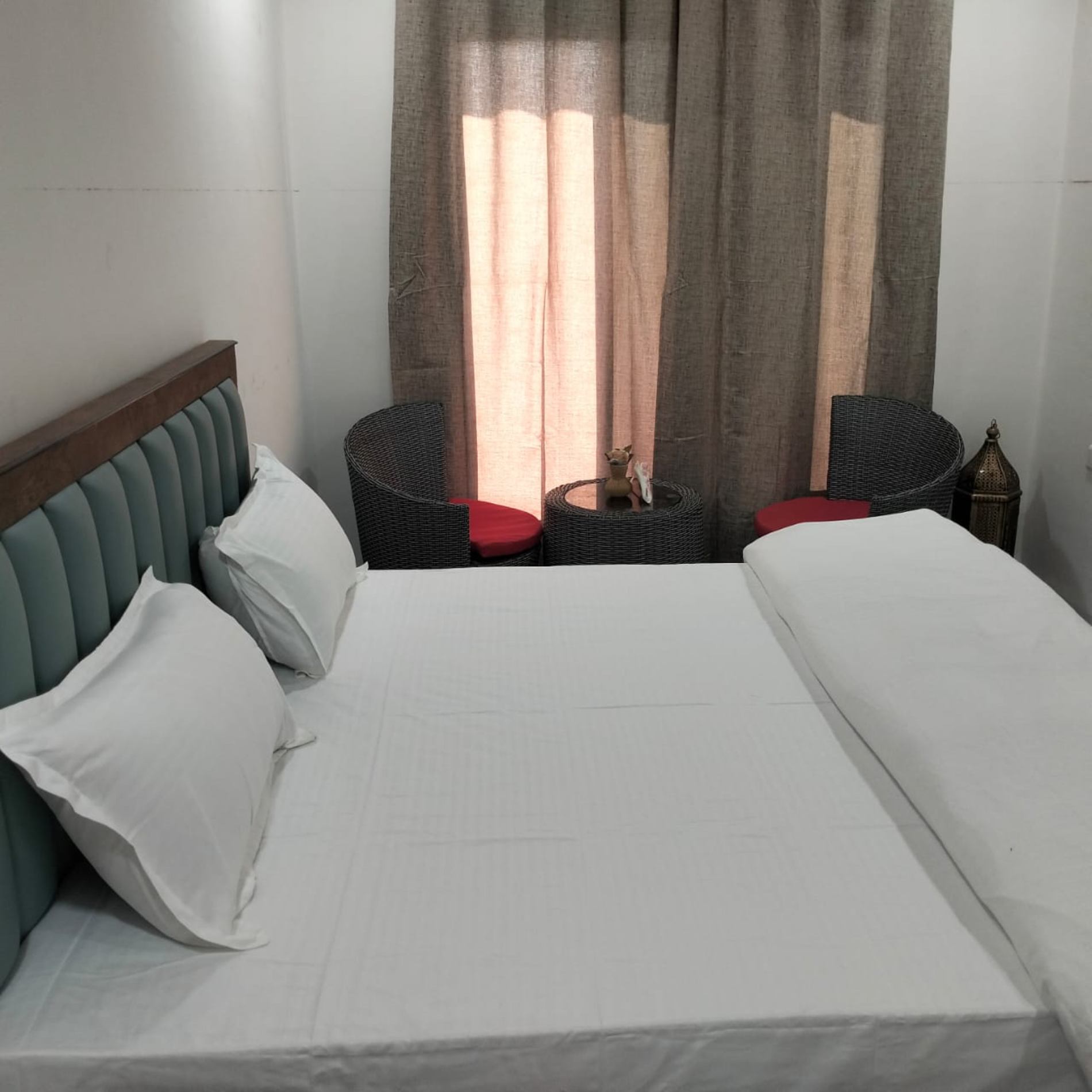 Deluxe Room 1