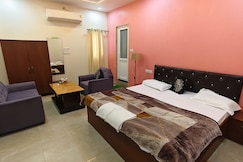 Raghuvanshi inn, Varanasi