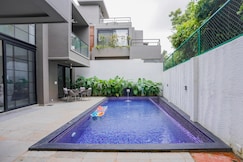 Santo Sovrano - A Lindsay Manor., Goa