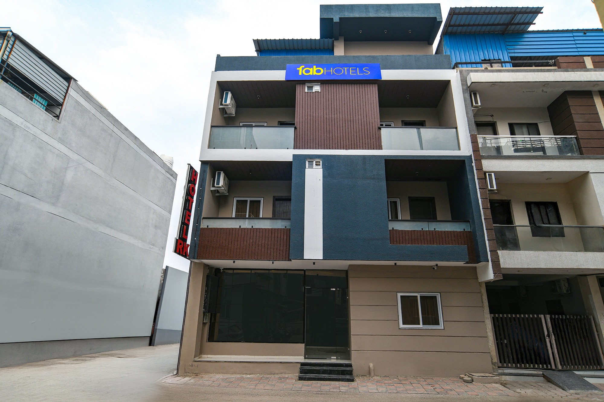 FabHotel RK - Near Bombay Hospital - Tap to explore photos
