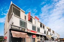 Hotel O Crystal City Hotel, Marang