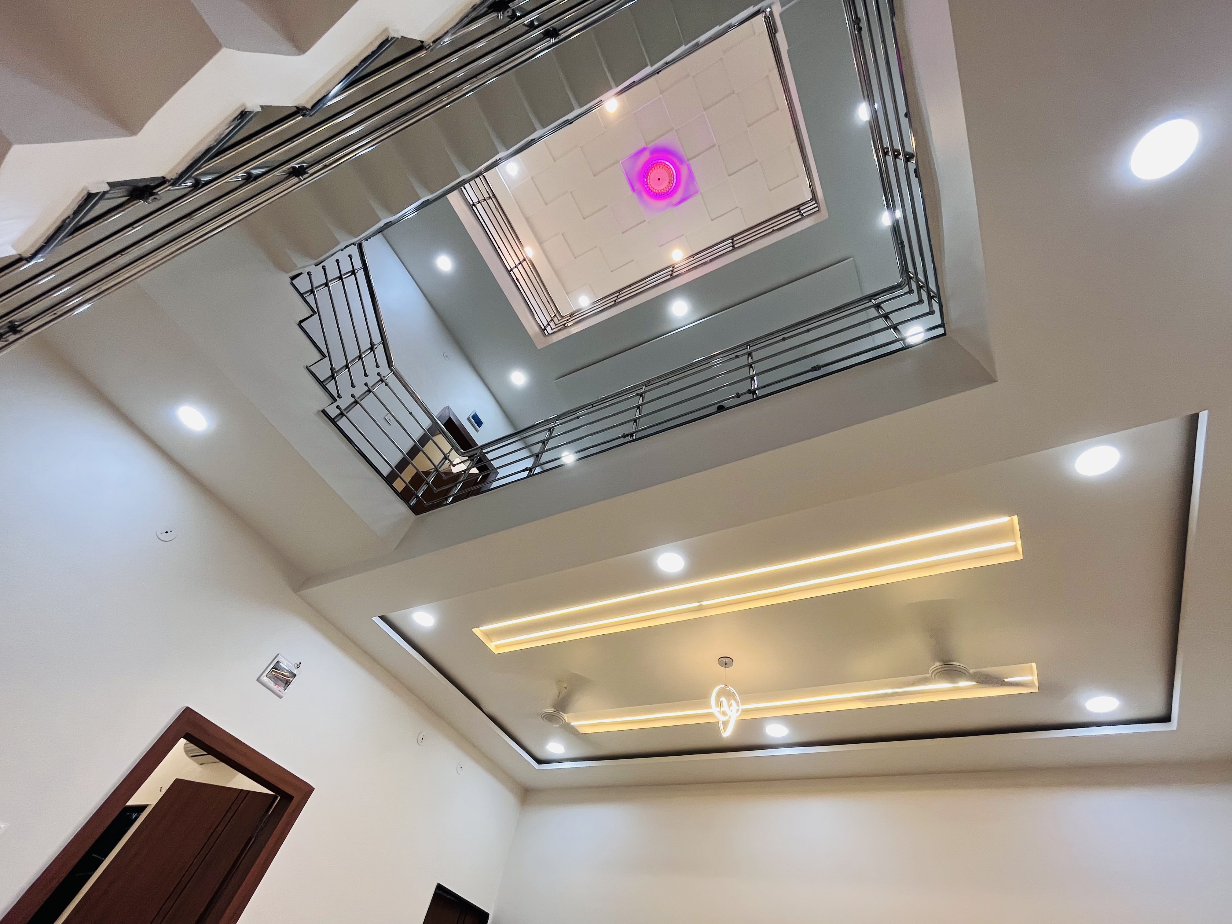 Home Escape Luxe 3 BHk Private Villa - Tap to explore photos