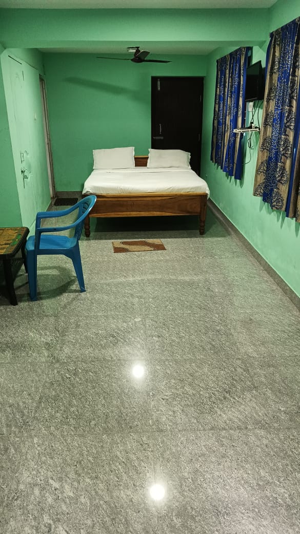 Kalinga Guest House, Near KIIT - Tap to explore photos