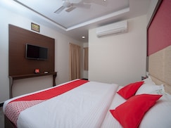 Hotels | Srirangam , Tiruchirappalli SAVE upto 80% on Srirangam Hotel