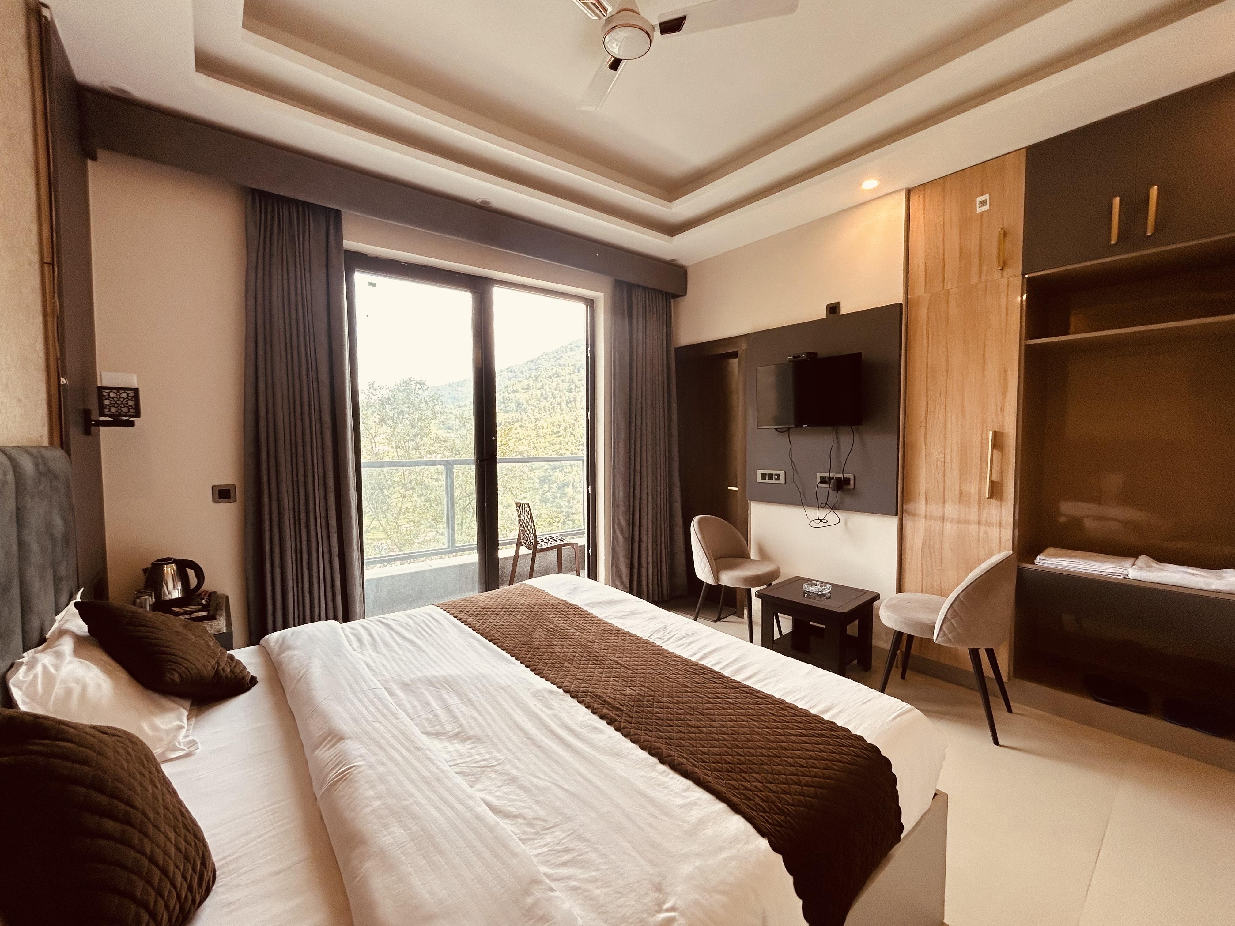 HOTEL SUDESH GANGA - Tap to explore photos