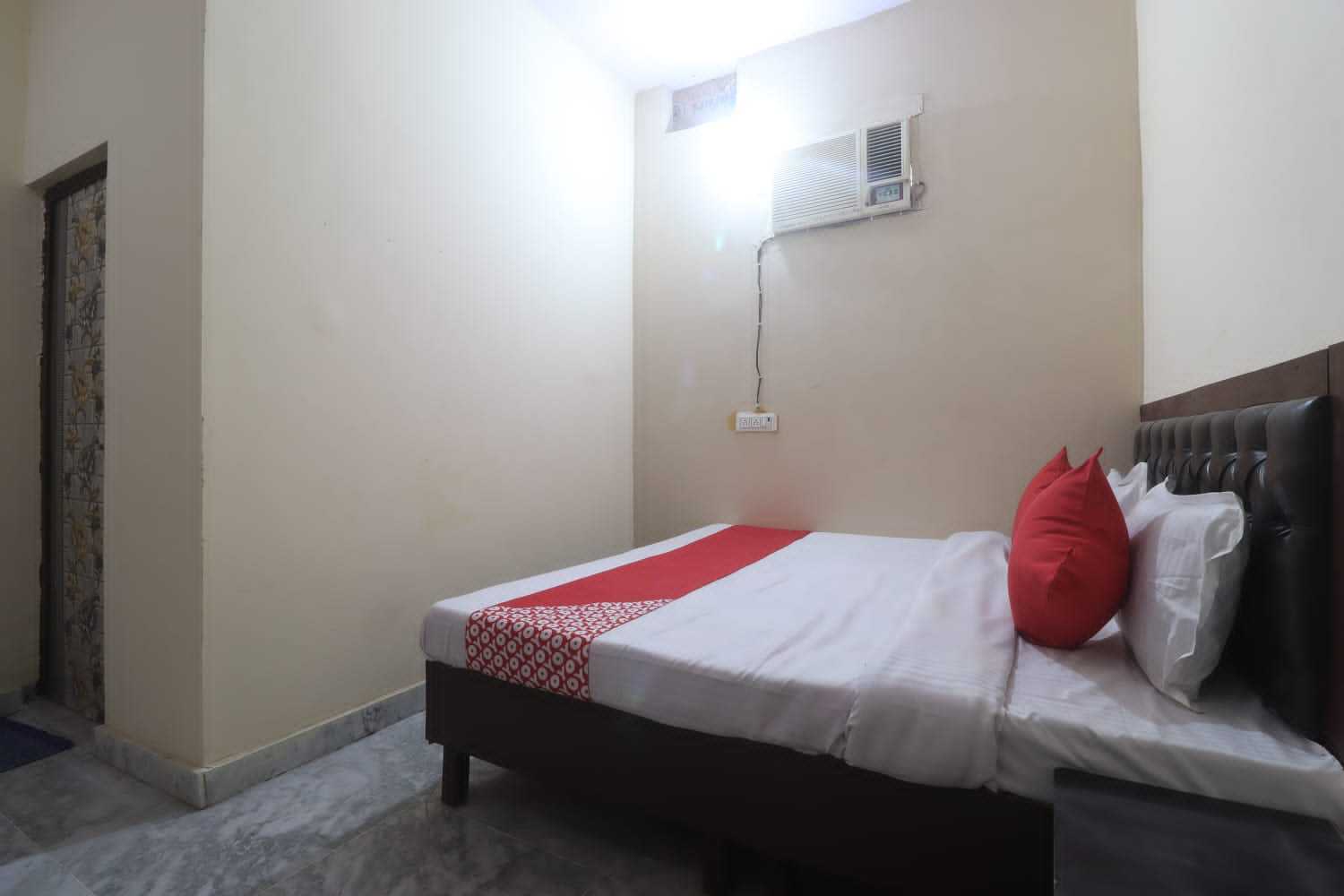 Hotel O Foji Guest House - Tap to explore photos