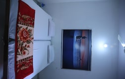 2 BEDROOM