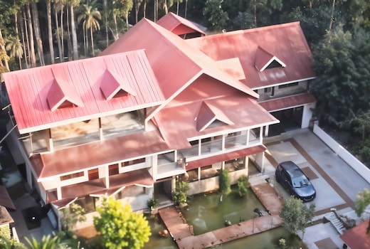Thulung Shared Nature Stay With Swimming Pool | 6BR |FF  By Homeyhuts