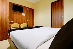 Hotel O SHUBHAM LODGING & BOARDING, Ulhasnagar