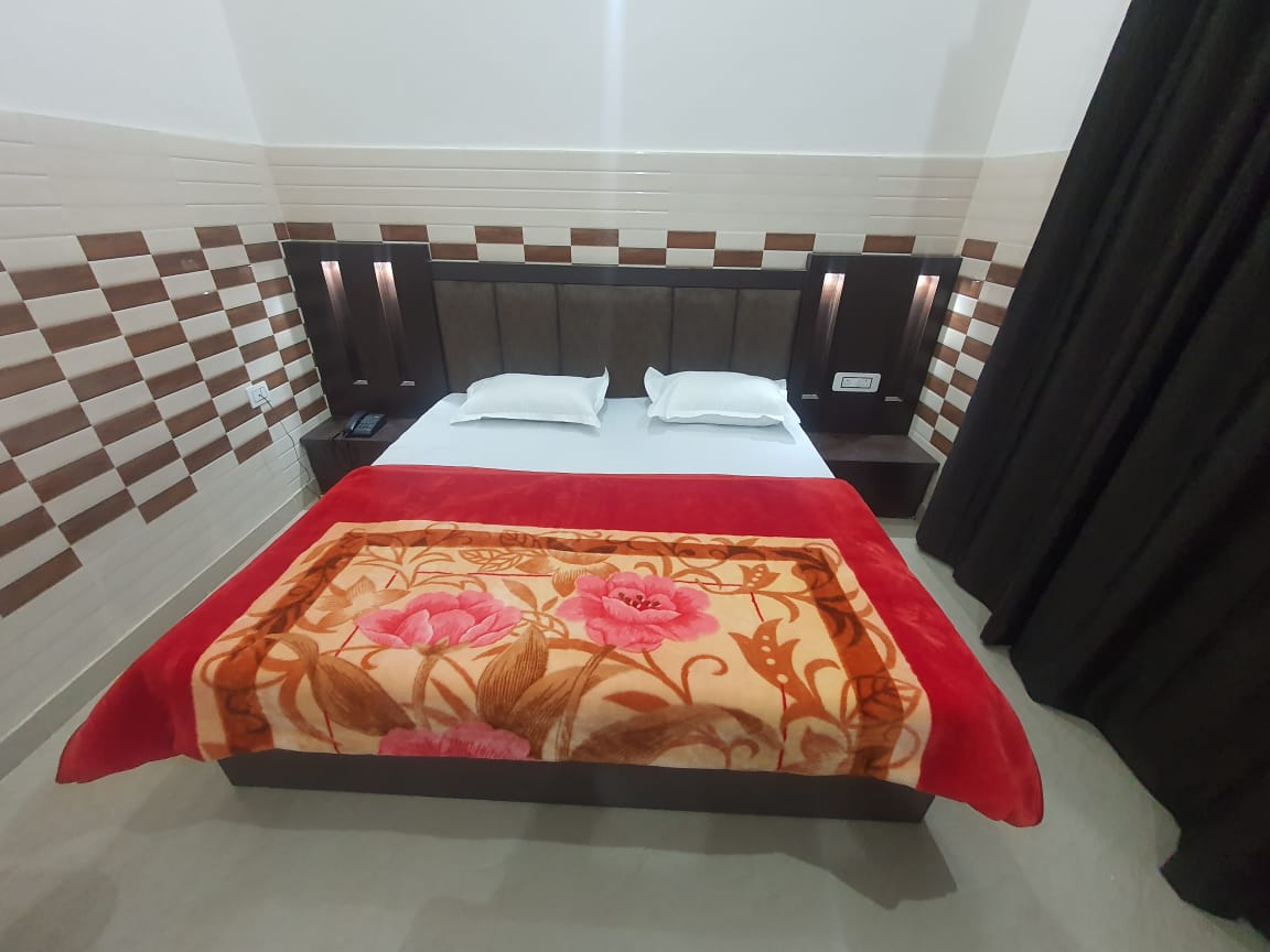 KESAR RESIDENCY - Tap to explore photos