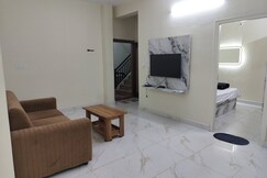U2 1BHK Single cot 2 Bathroom Kitchen SmatTV Wi Fi, Chikmagalur