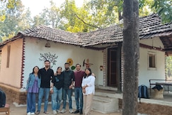 Sal Wind Homestay, Parasia