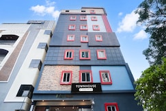 Super Townhouse Gachibowli Near Sky View, Hyderabad