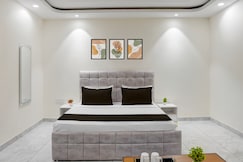 Hotel O THE ROYAL, Noida