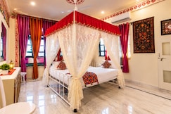 The White House by Lake Pichola, Udaipur