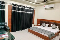 Hotel Capital Inn, Ratia