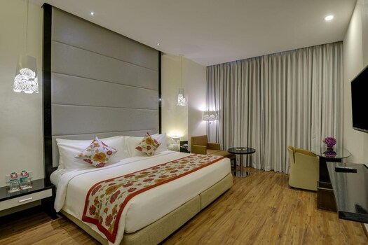 E Hotel Chennai Hotel Price Address Reviews
