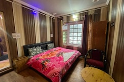 Blue Diamond Pahalgam, Pahalgam